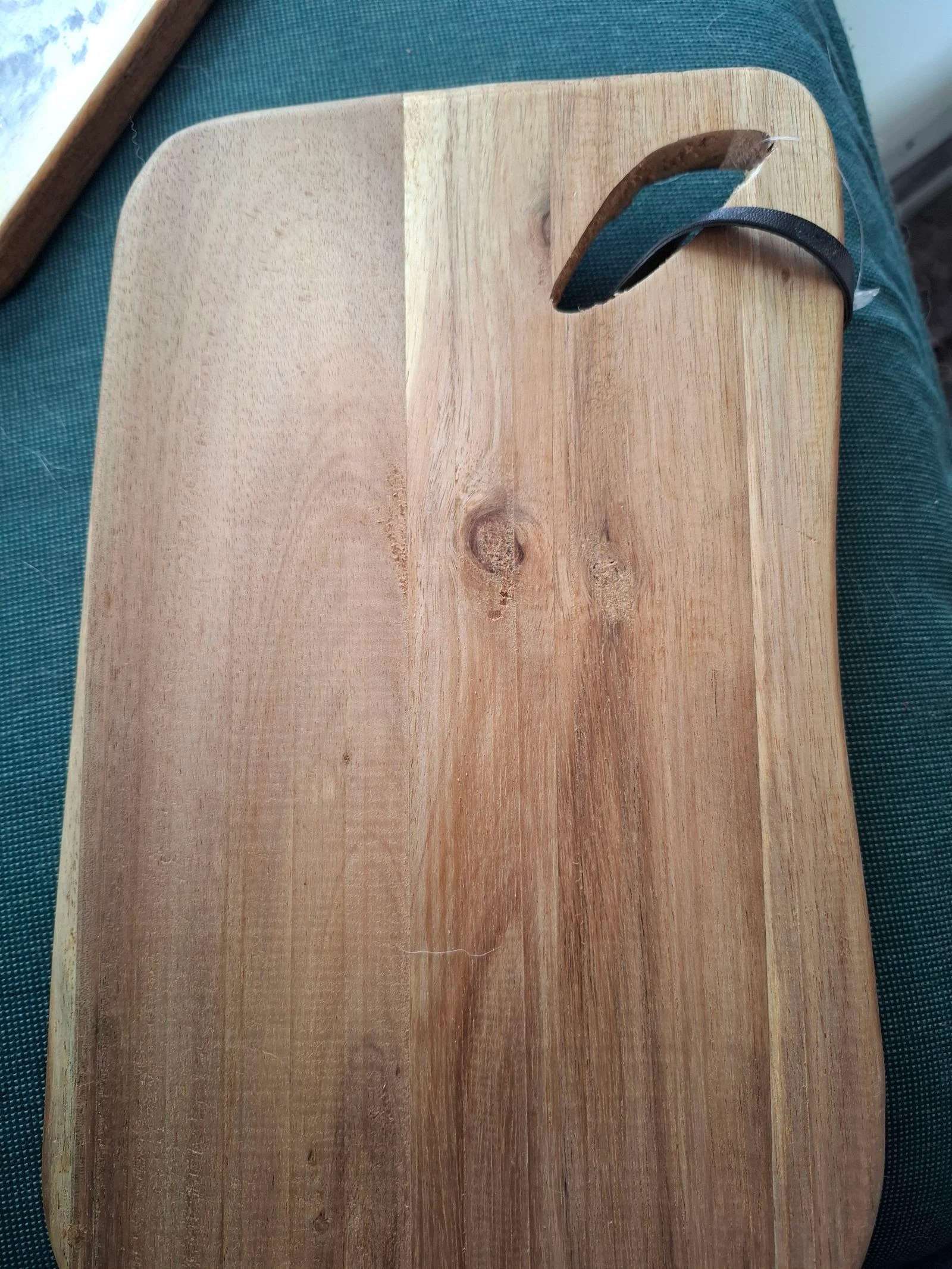 Tablero de cortar pintado con caballete – photo 2